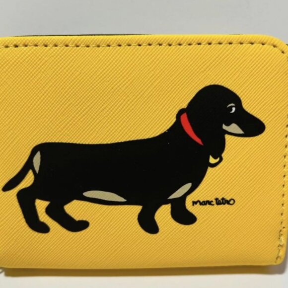 New with Tags,  Marc Tetro Yellow Dachshund Wallet Art Design - Picture 3 of 13